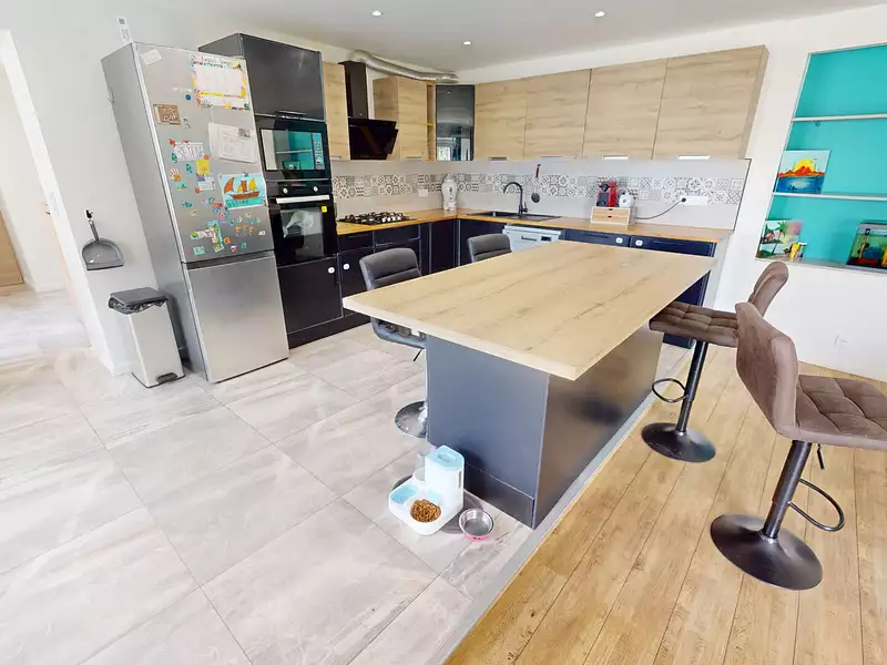 Maison, 192 m²