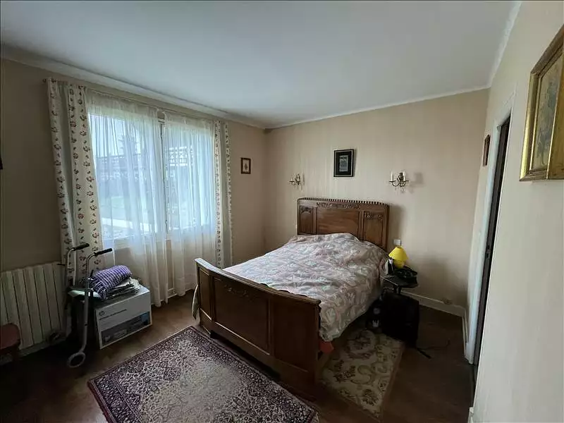 Maison, 176 m²