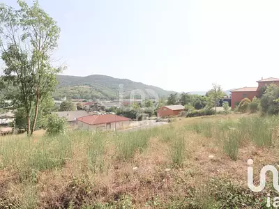 Terrain, 876 m²