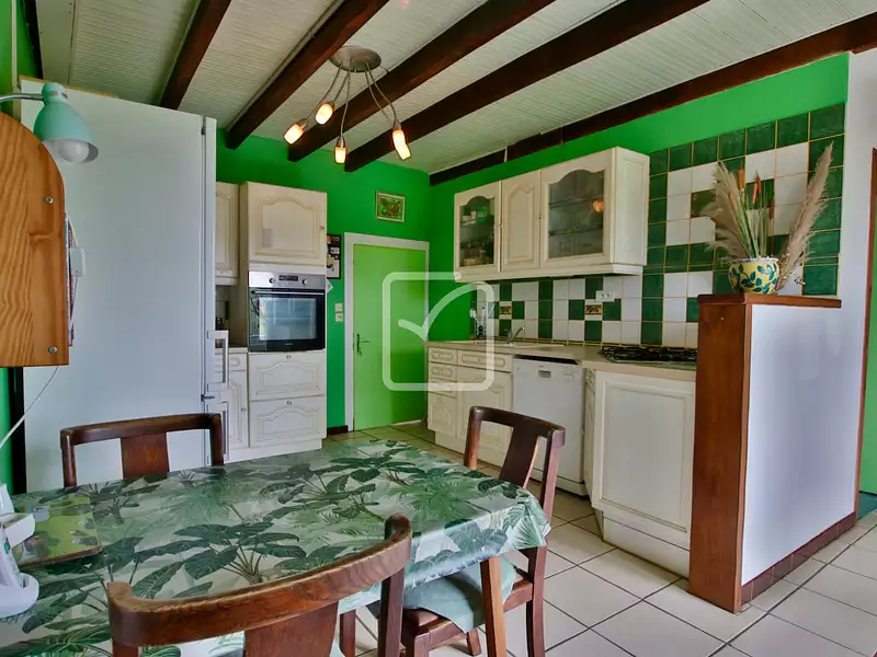 Maison, 231 m²