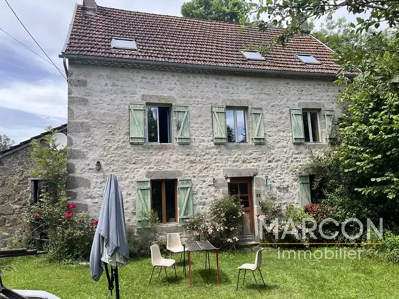 Maison, 146 m²