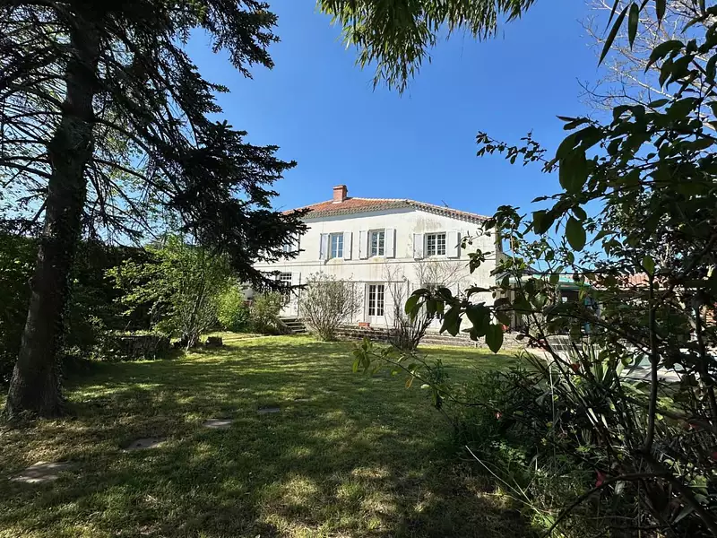 Maison, 291 m²