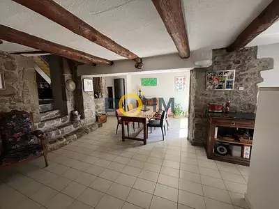 Maison, 185 m²
