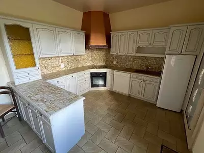 Maison, 185 m²