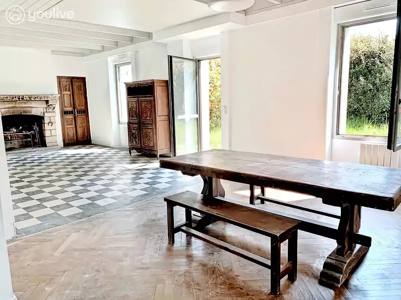 Maison, 226 m²