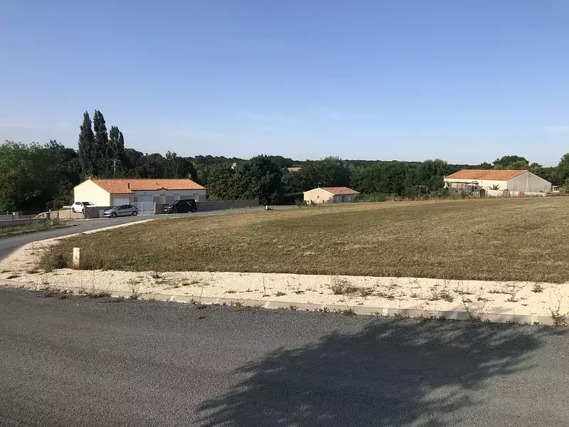 Terrain, 933 m²