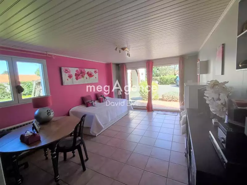 Maison, 167 m²