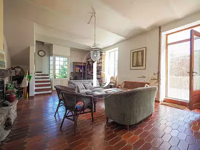 Maison, 260 m²