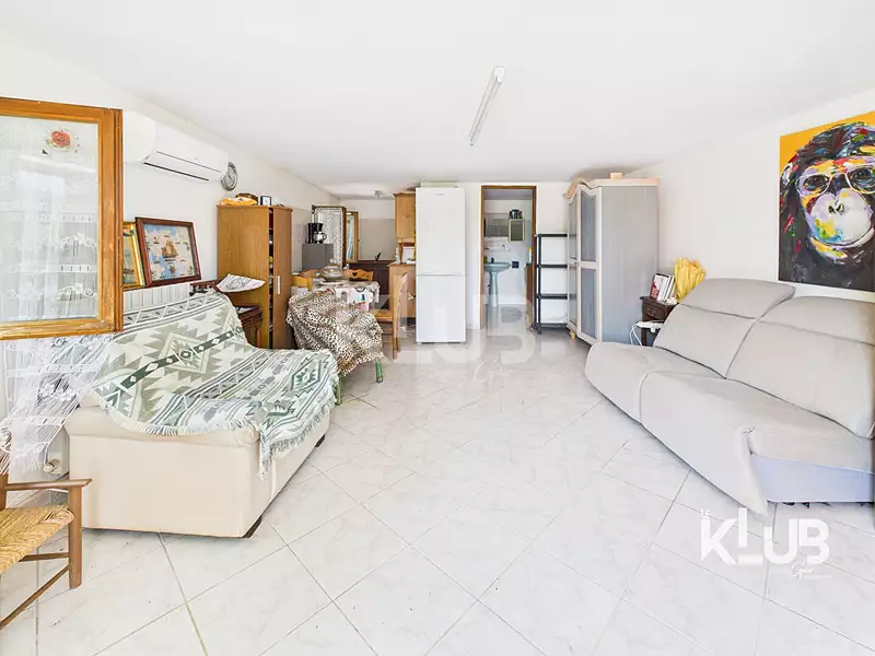 Maison, 180 m²