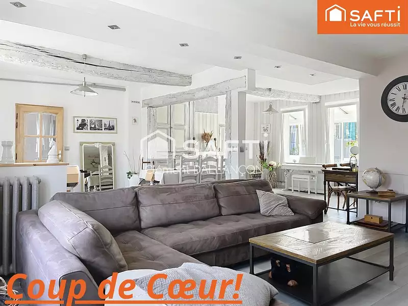 Maison, 210 m²