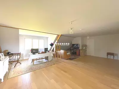 Maison, 240 m²