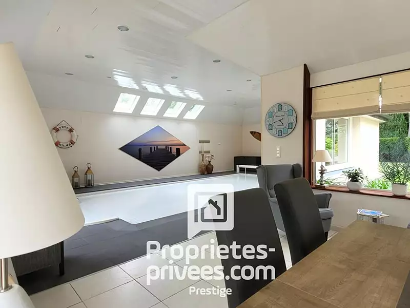 Maison, 196 m²