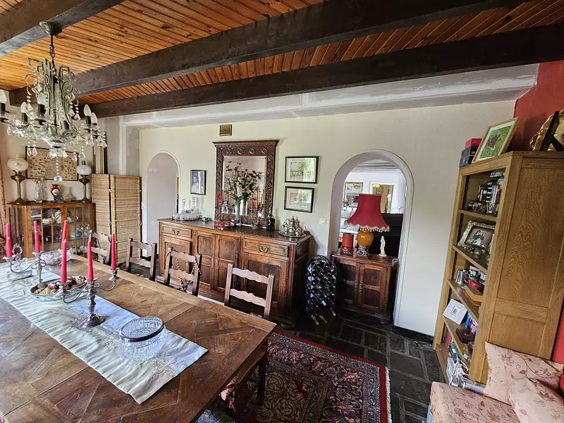 Maison, 166 m²