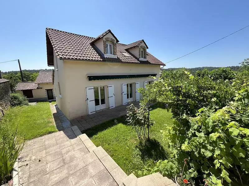 Maison, 233 m²