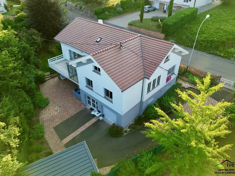 Maison, 225,72 m²