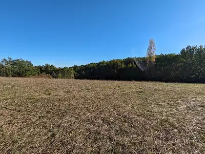 Terrain, 10 444 m²