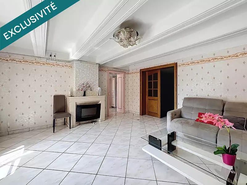 Maison, 250 m²