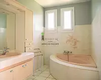 Maison, 196 m²