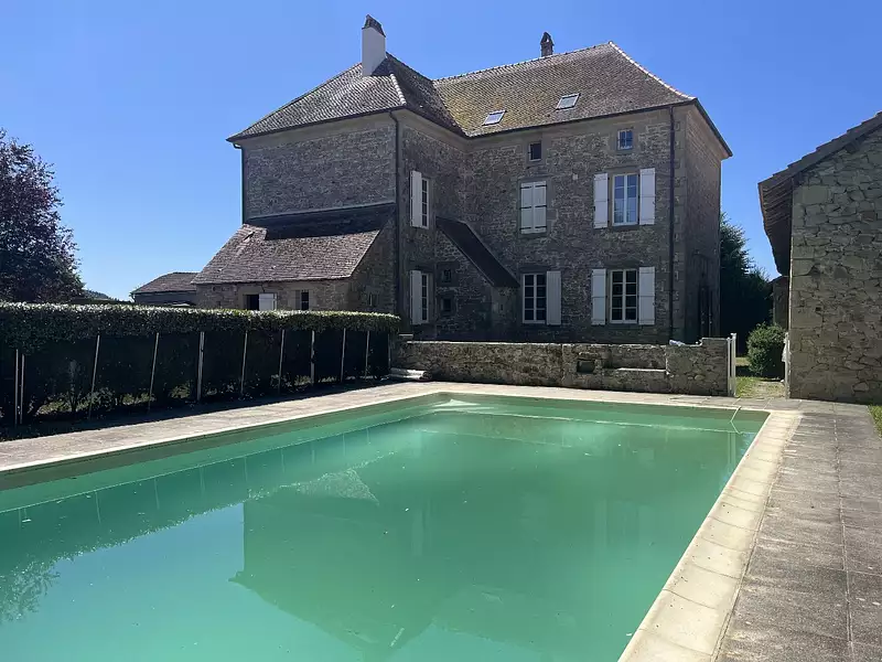 Maison, 391,97 m²