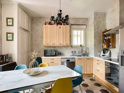 Maison, 331 m²