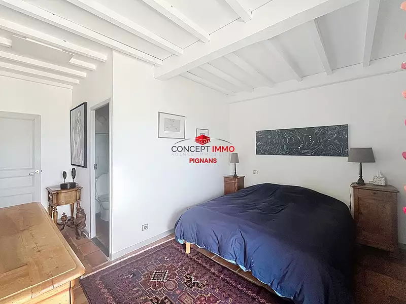 Maison, 166 m²