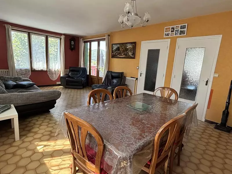 Maison, 200 m²