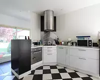 Maison, 215 m²