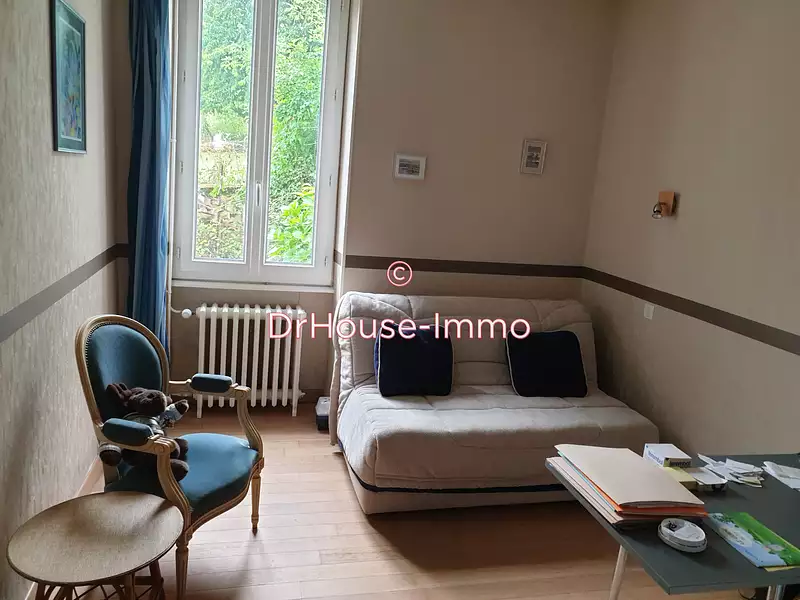 Maison, 197 m²
