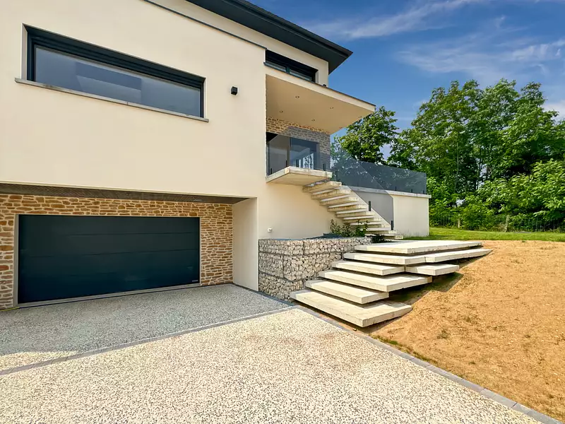 Maison, 180 m²
