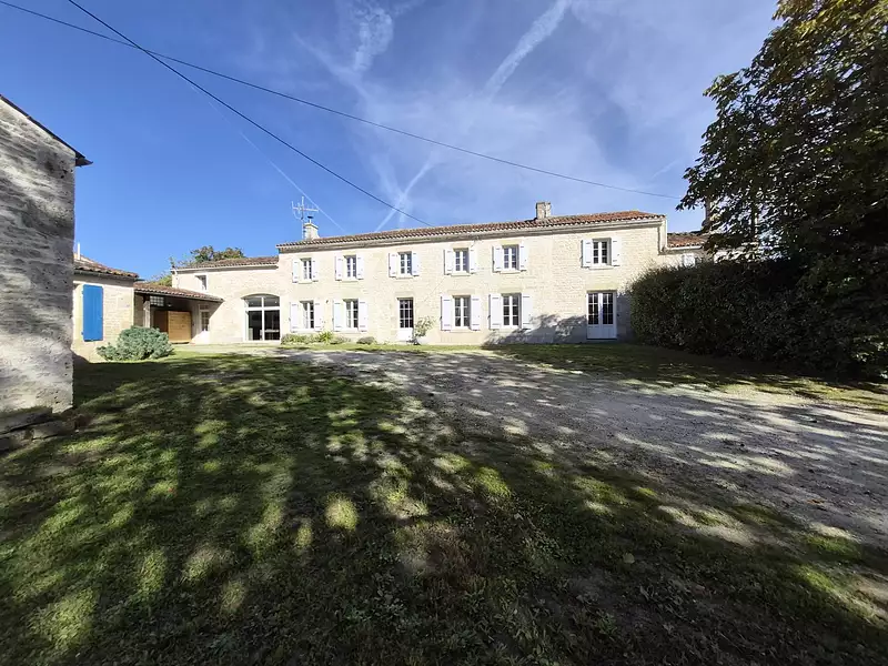 Maison, 315 m²