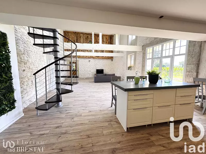 Maison, 192 m²
