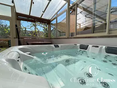 Maison, 166 m²