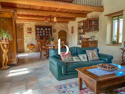 Maison, 265 m²