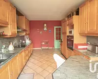 Maison, 225 m²