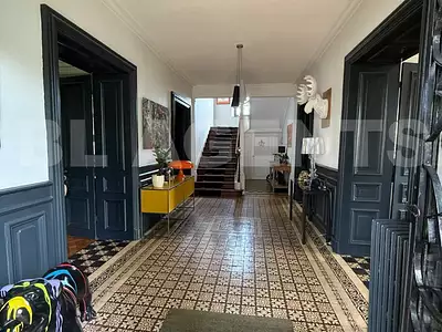 Maison, 390 m²