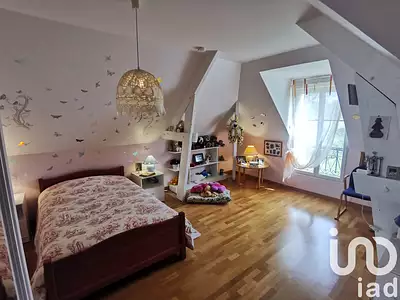 Maison, 242 m²