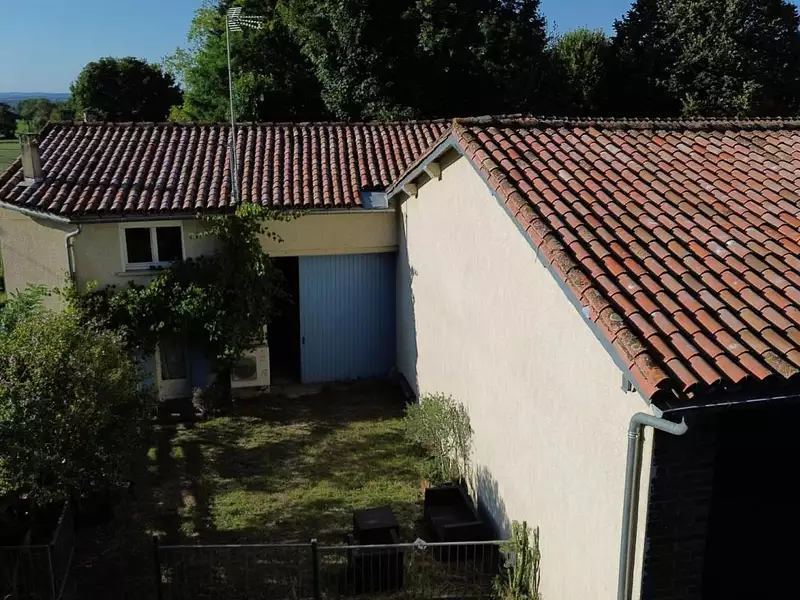 Maison, 253 m²
