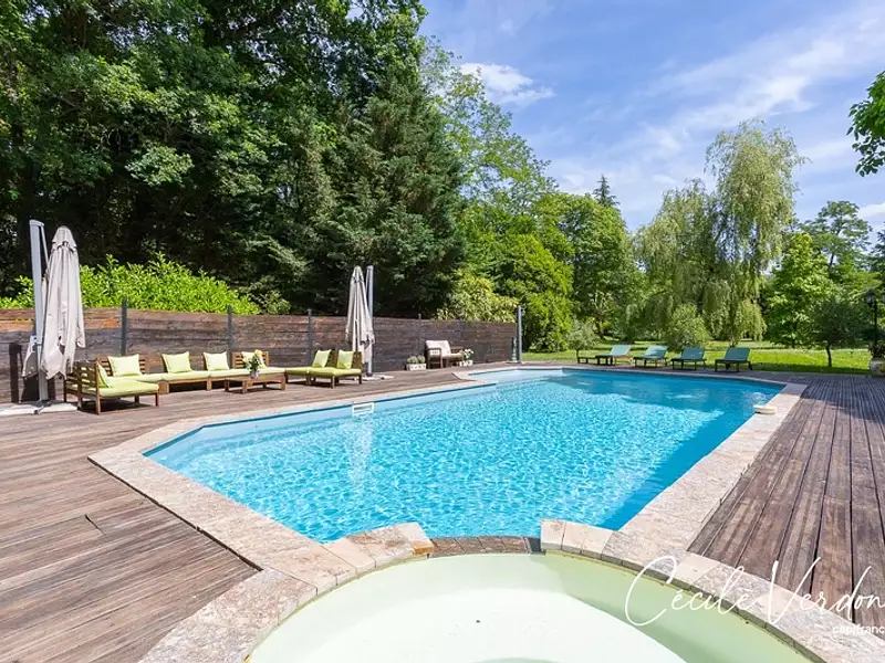 Maison, 280 m²