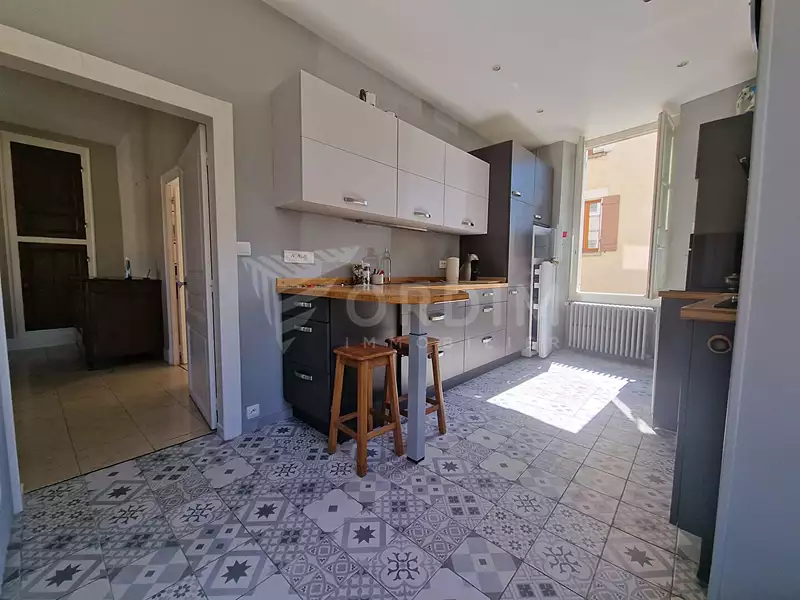 Maison, 210 m²