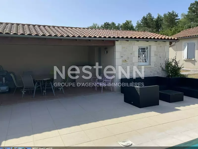 Maison, 176 m²