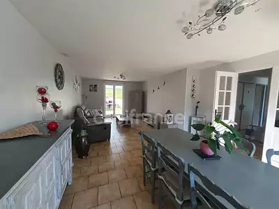 Maison, 92 m²