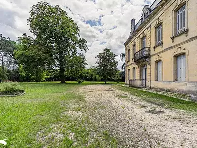 Maison, 650 m²