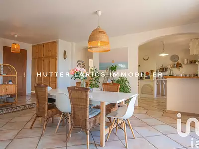 Maison, 231 m²