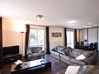 Maison, 240 m²