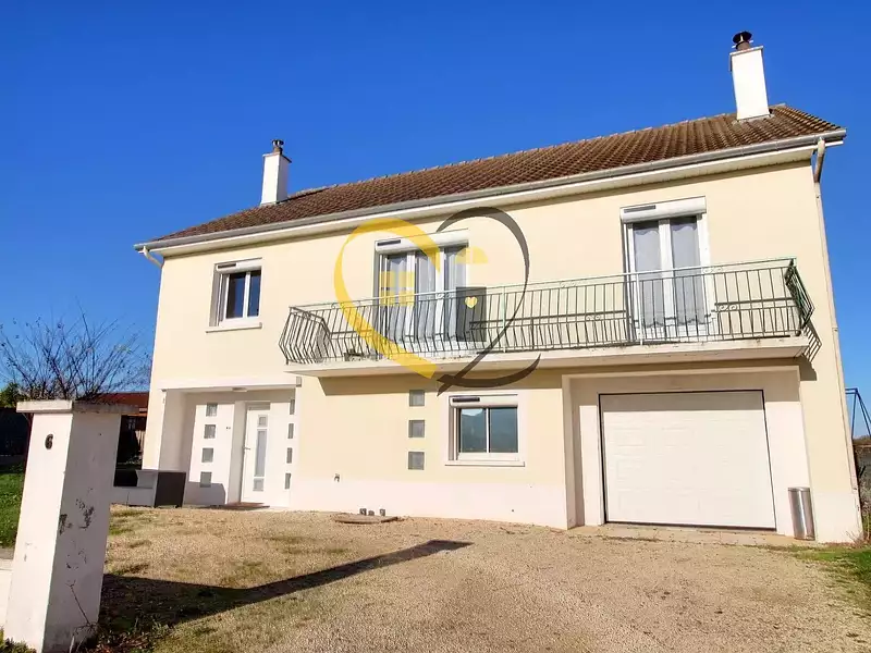 Maison, 121 m²