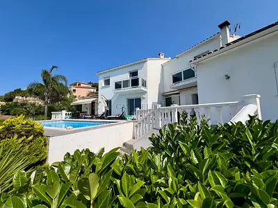 Maison, 243 m²