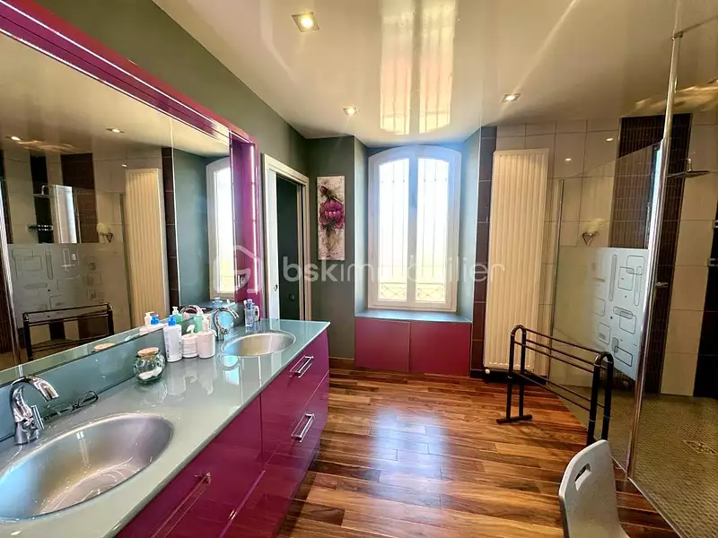 Maison, 463 m²