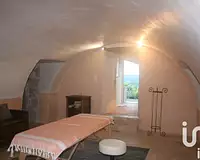 Maison, 1 500 m²