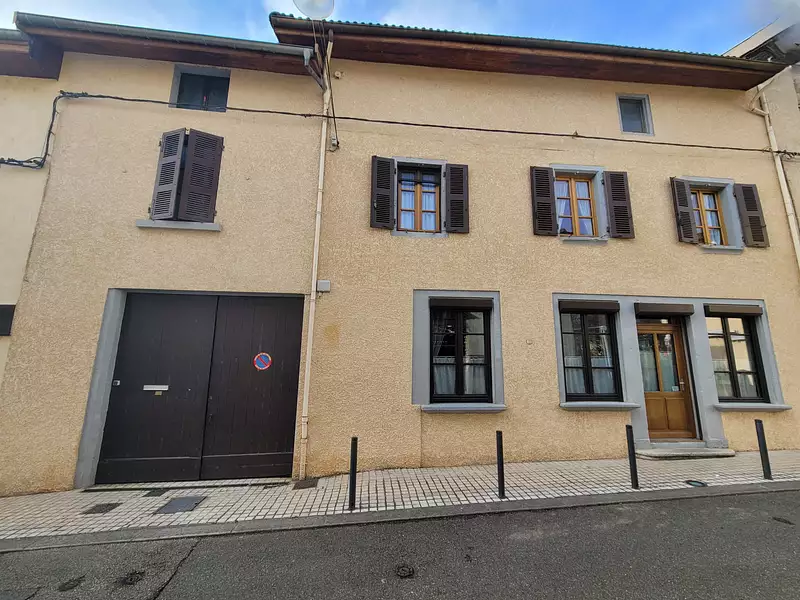 Maison, 254 m²