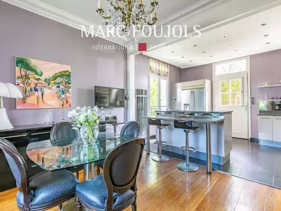 Maison, 198 m²